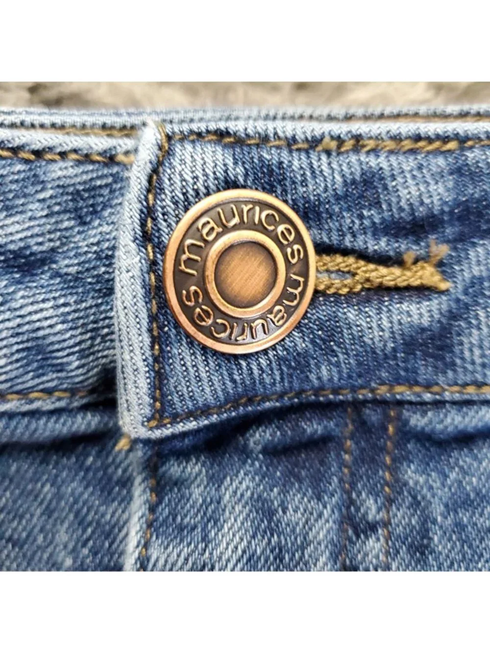 Maurices Shorts Womens Size 16 Blue Mid Rise Five Pocket Denim Jorts